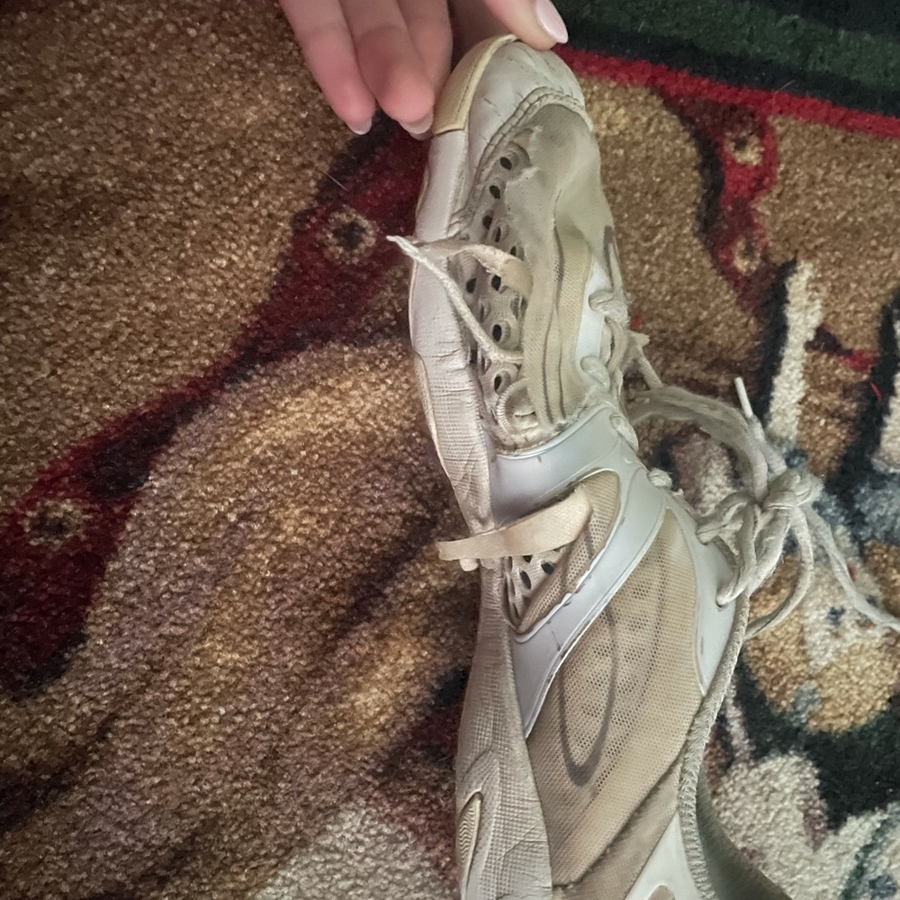 Nfinity cheer shoes